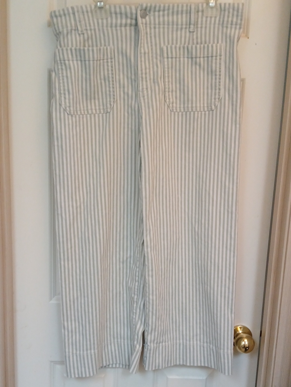 LC Womens Light Green & White Striped Cotton Pants